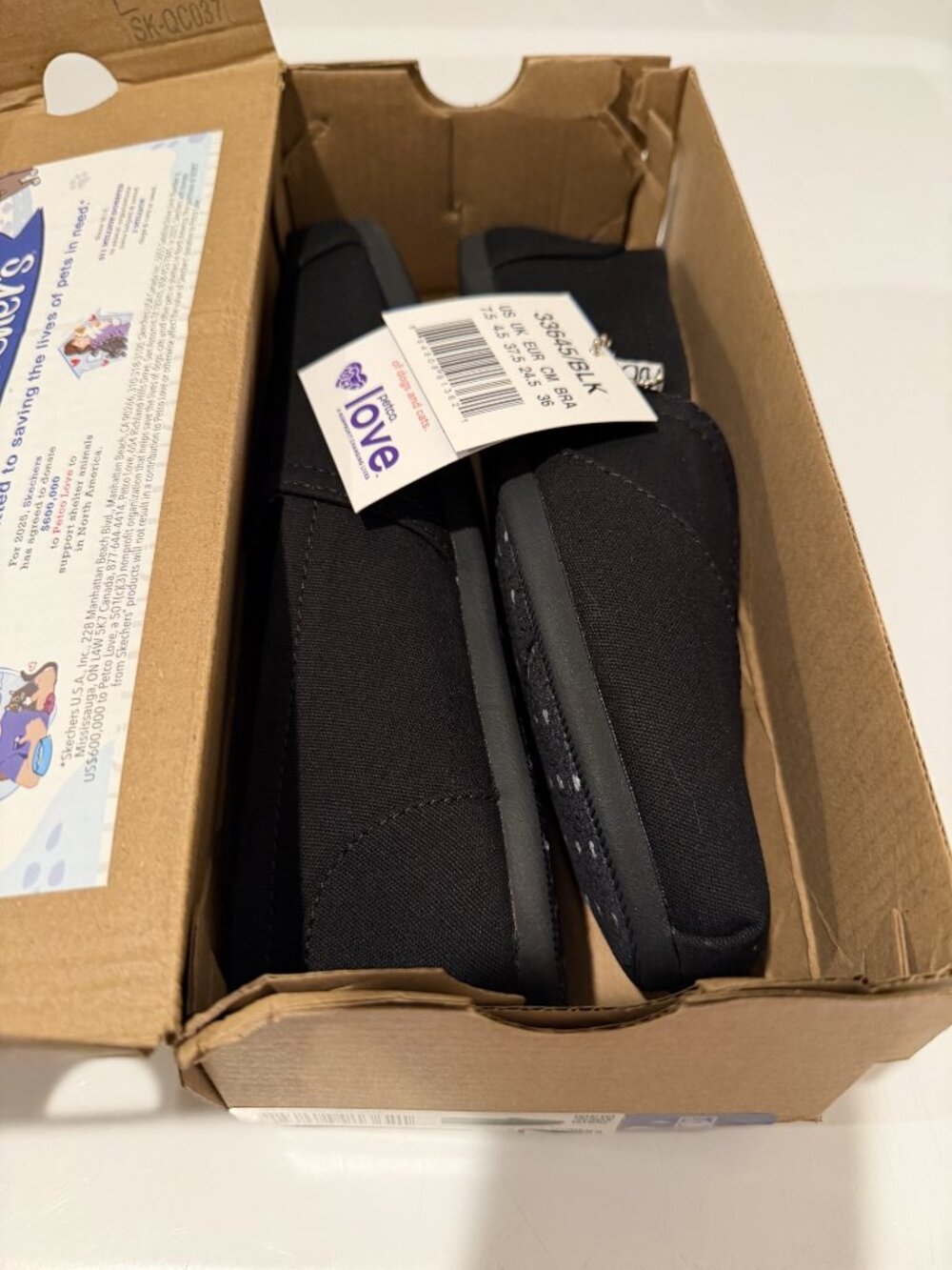 Skechers BOBS Black shoes Flats Memory Foam 7.5 NEW IN BOX